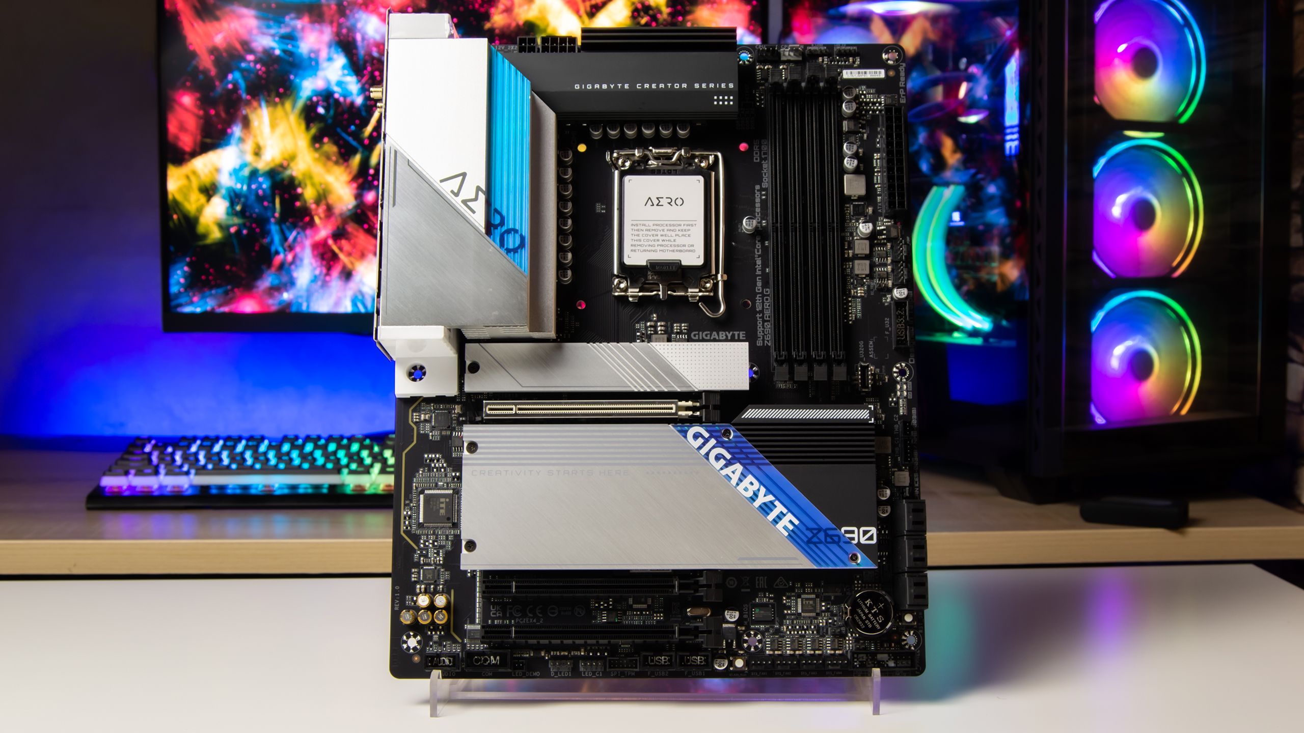 Gigabyte Z690 Aero G