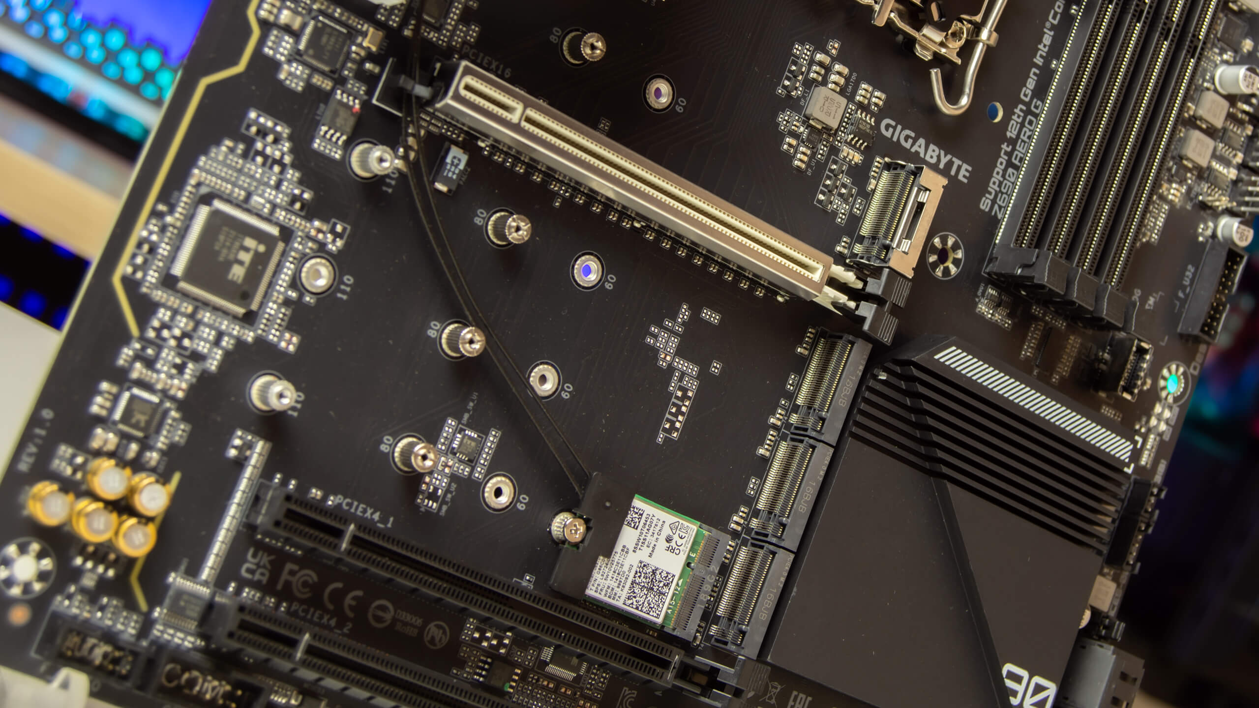 Gigabyte Z690 Aero G